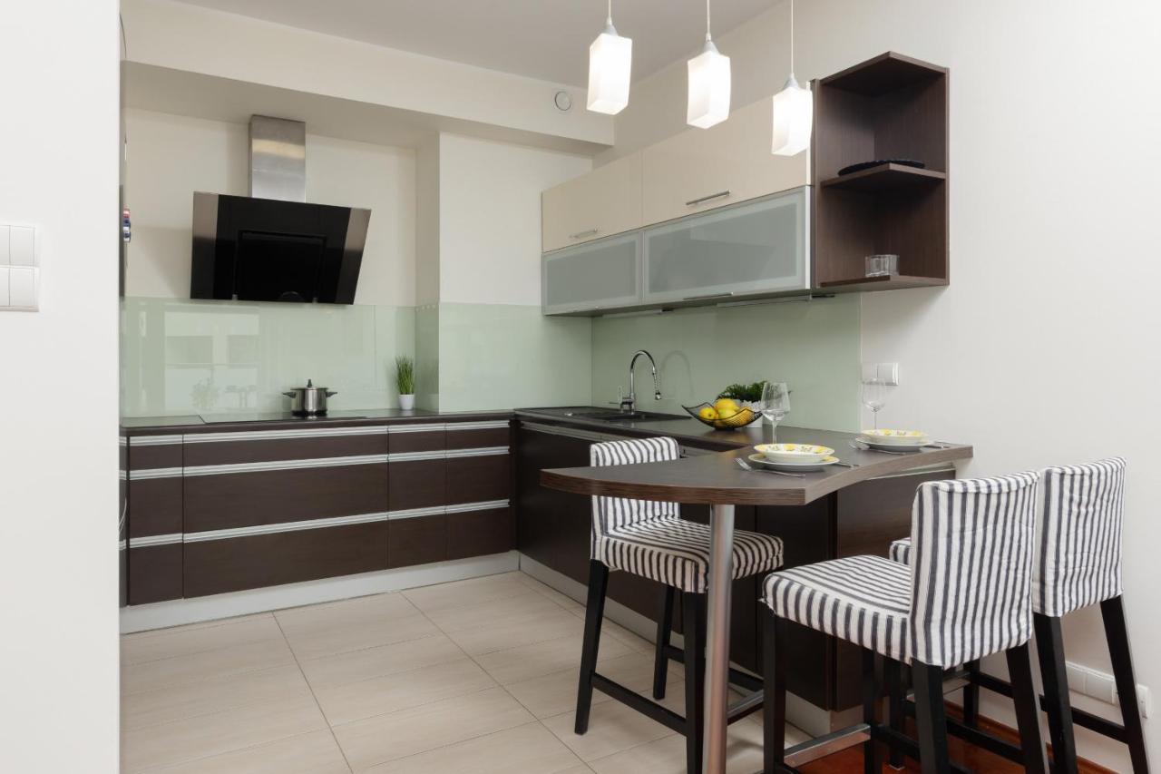 With Study Powstancow Slaskich By Renters Varsovia