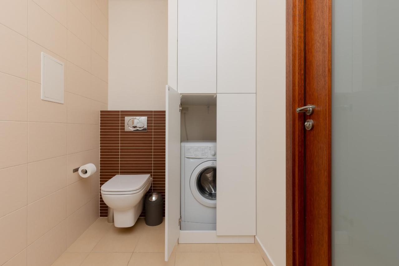 With Study Powstancow Slaskich By Renters Apartamento Varsovia